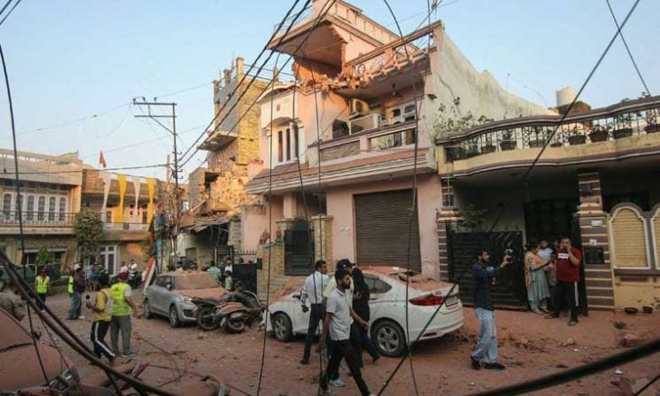 بعد ساعات من الهدنة.. الهند تتهم وباكستان: ملتزمون